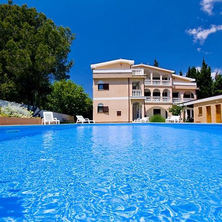 Sun Palace Residence Premantura Kültér fotó