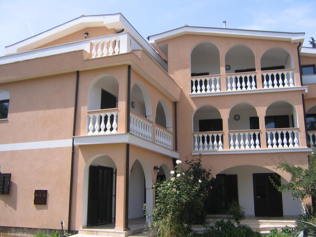 Sun Palace Residence Premantura Kültér fotó
