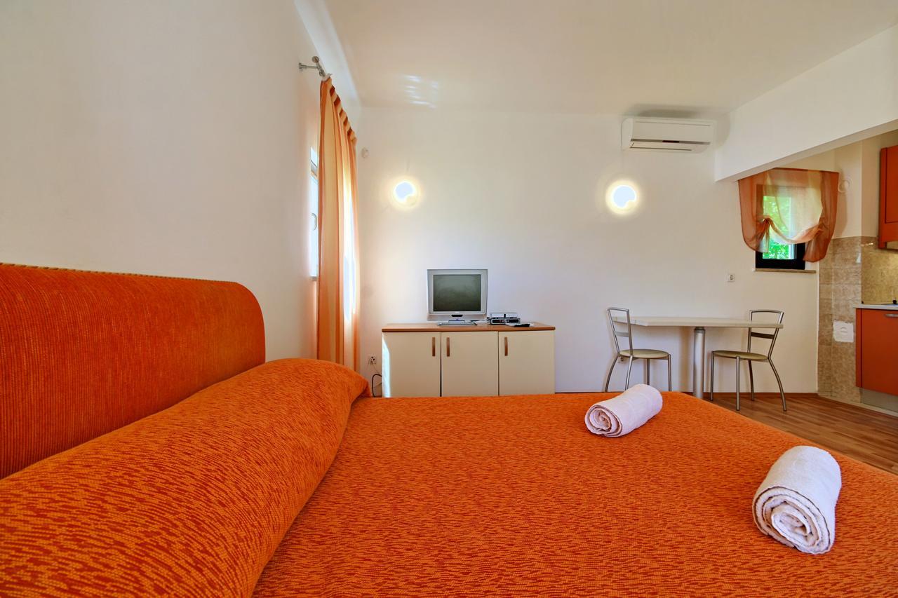 Sun Palace Residence Premantura Kültér fotó