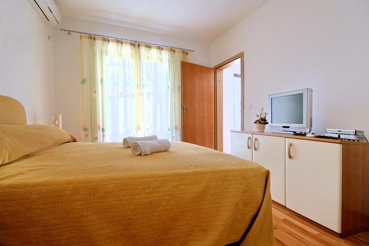 Sun Palace Residence Premantura Kültér fotó