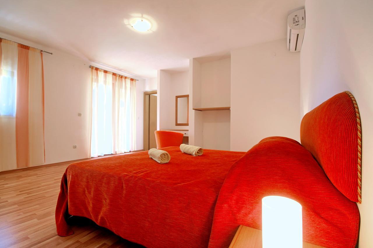 Sun Palace Residence Premantura Kültér fotó