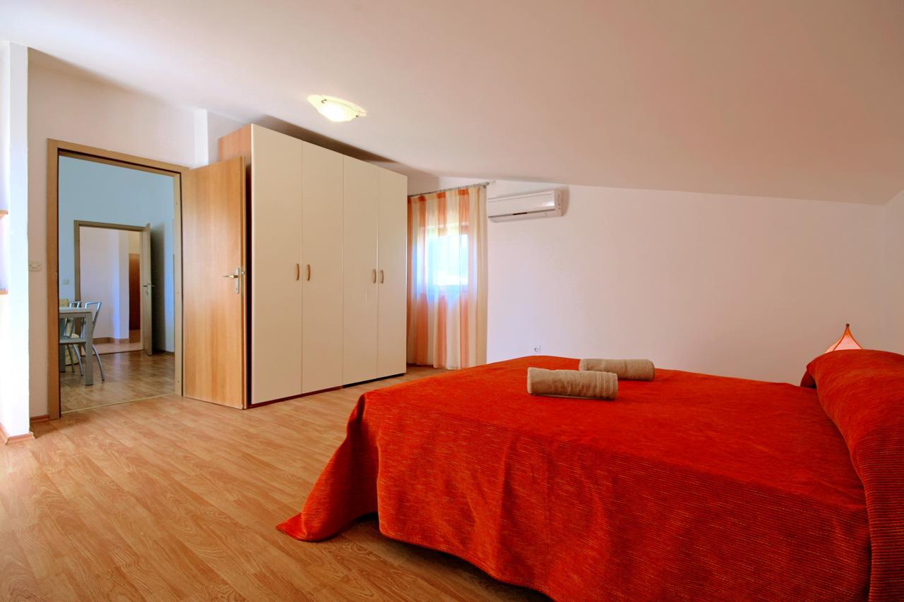Sun Palace Residence Premantura Kültér fotó